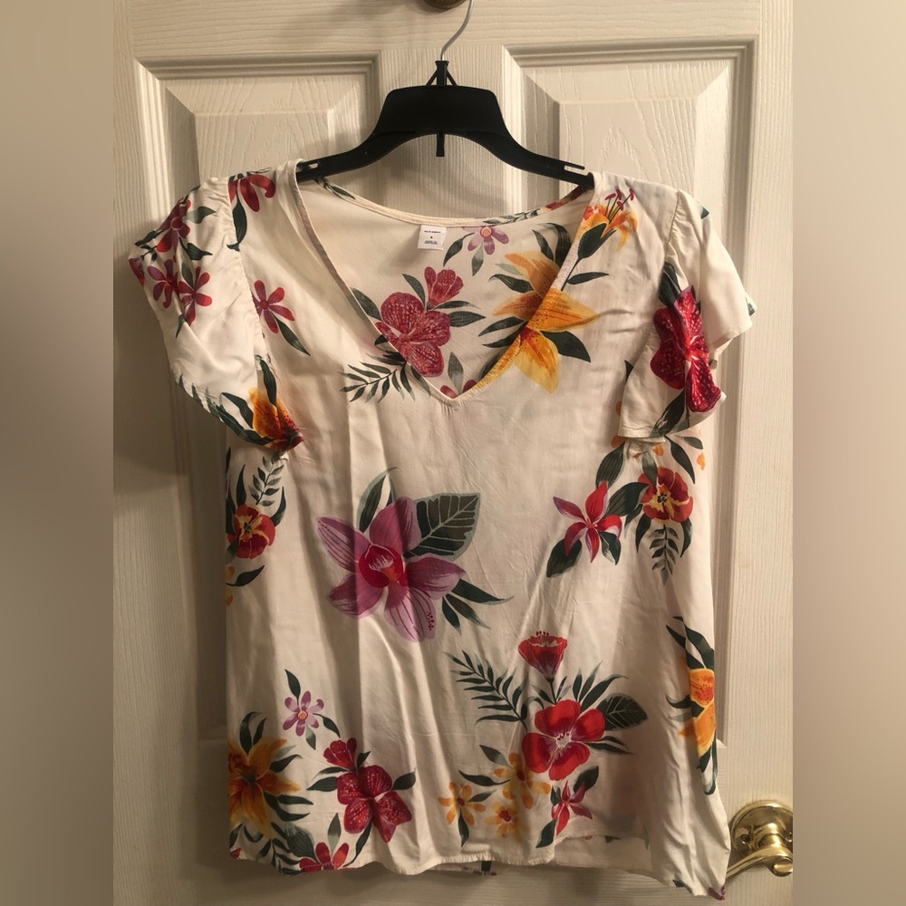 Old Navy Women’s White Floral Short Sleeve V-Neck Top Size S